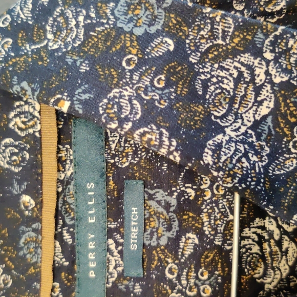 Perry Ellis contemporary men's button down floral patterned shirt, size Large - Picture 1 of 4